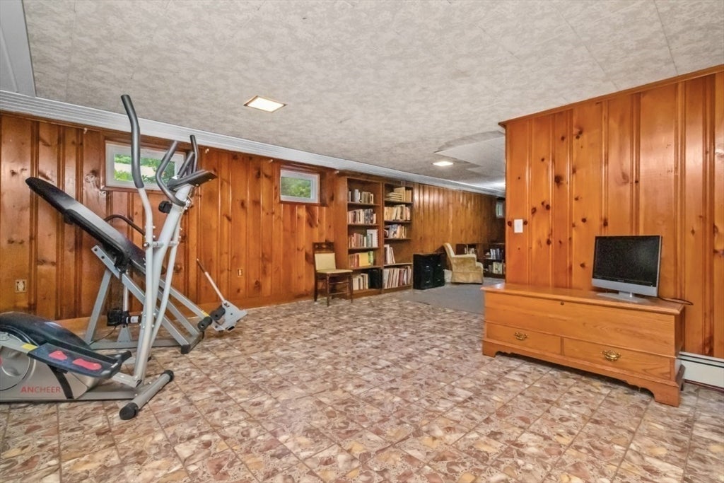 6 Reynolds Ave, Randolph, MA, 6 Reynolds Ave, Randolph, MA Photo #13