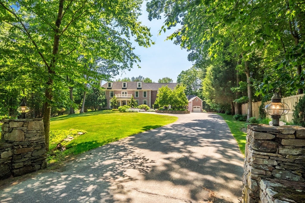 4 Wren Circle