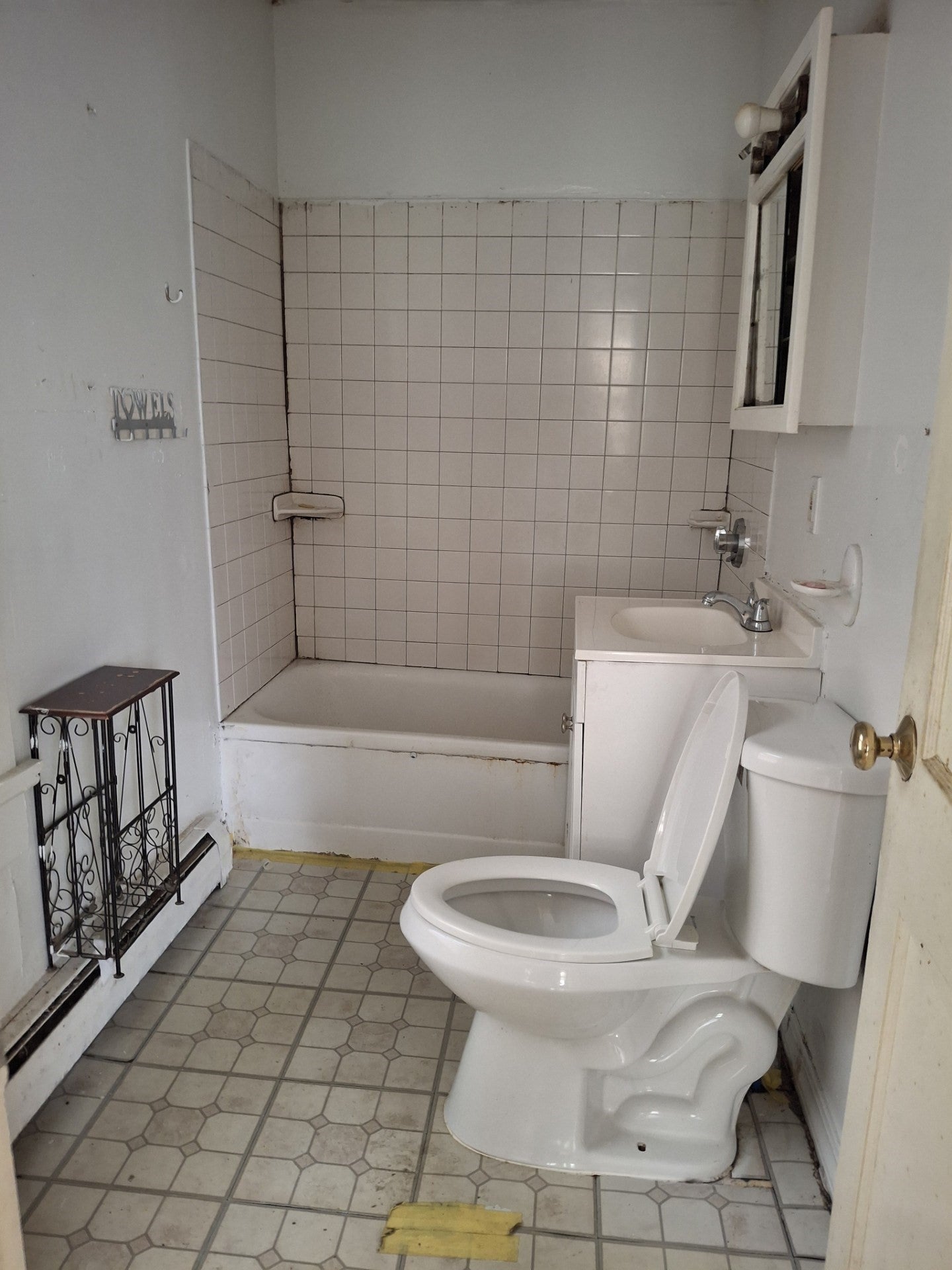 24 Nichols St, Lowell, MA, 24 Nichols St, Lowell, MA Photo #12