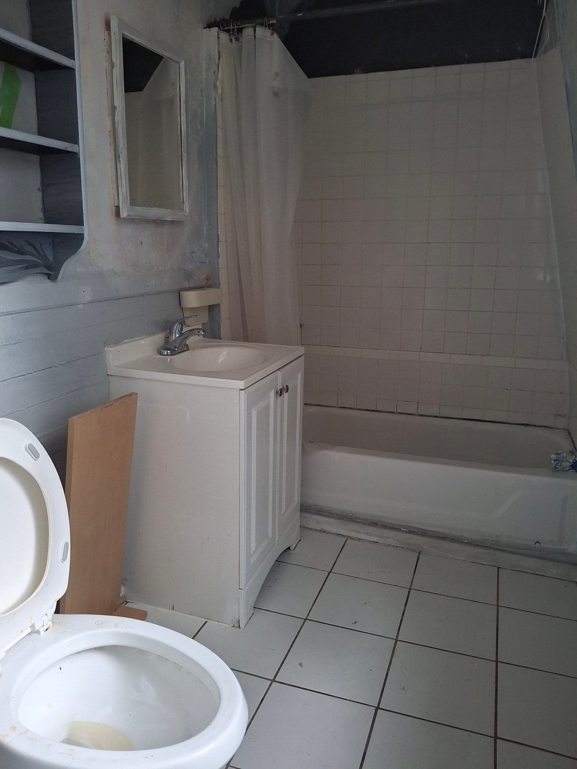 24 Nichols St, Lowell, MA, 24 Nichols St, Lowell, MA Photo #8