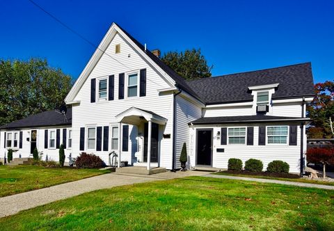 67 Cottage Street 67 Franklin MA 02038