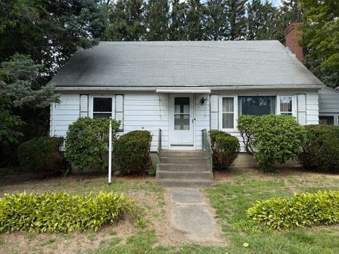 7 Heather Ave Millbury MA 01527