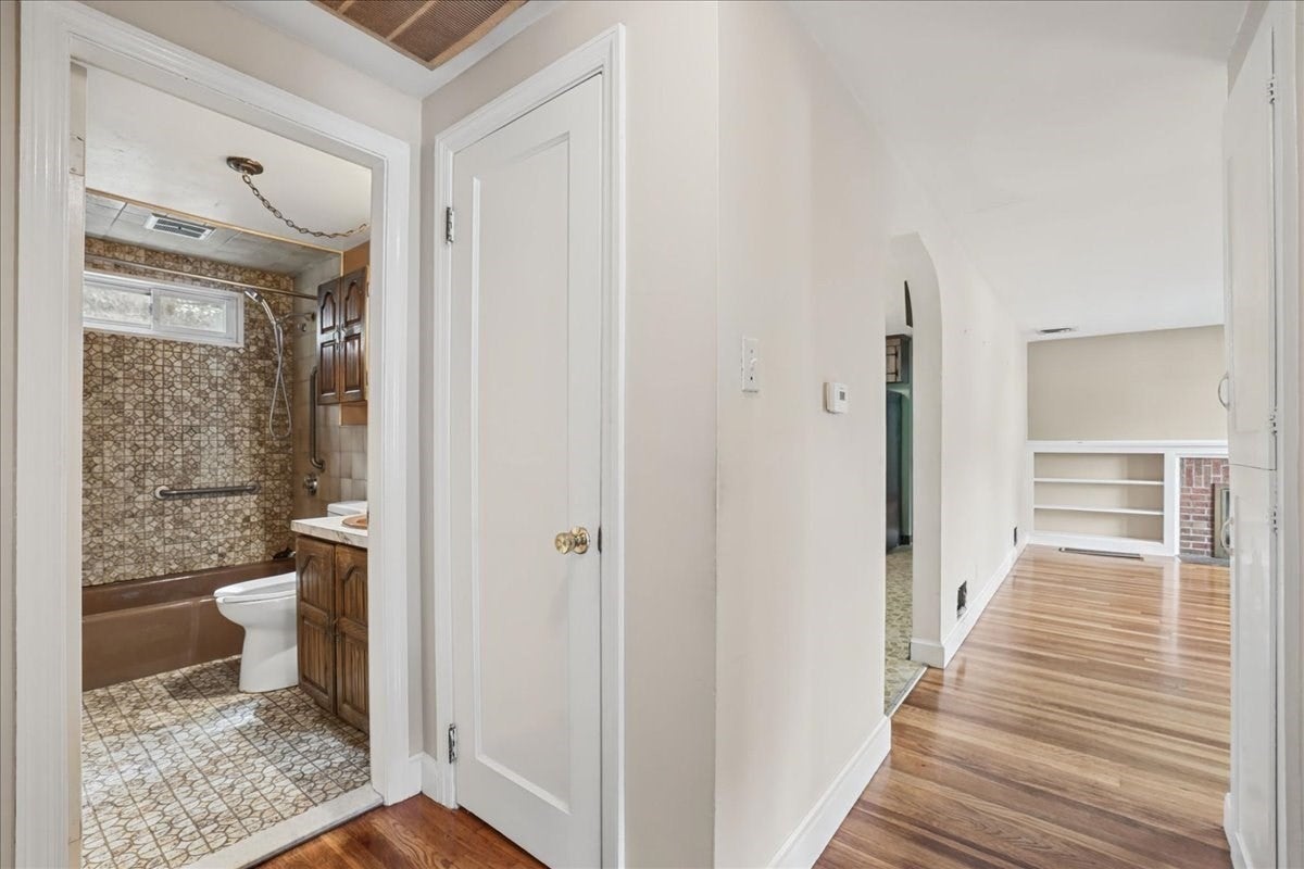 25 Eaton Rd, Dedham, MA, 25 Eaton Rd, Dedham, MA Photo #14