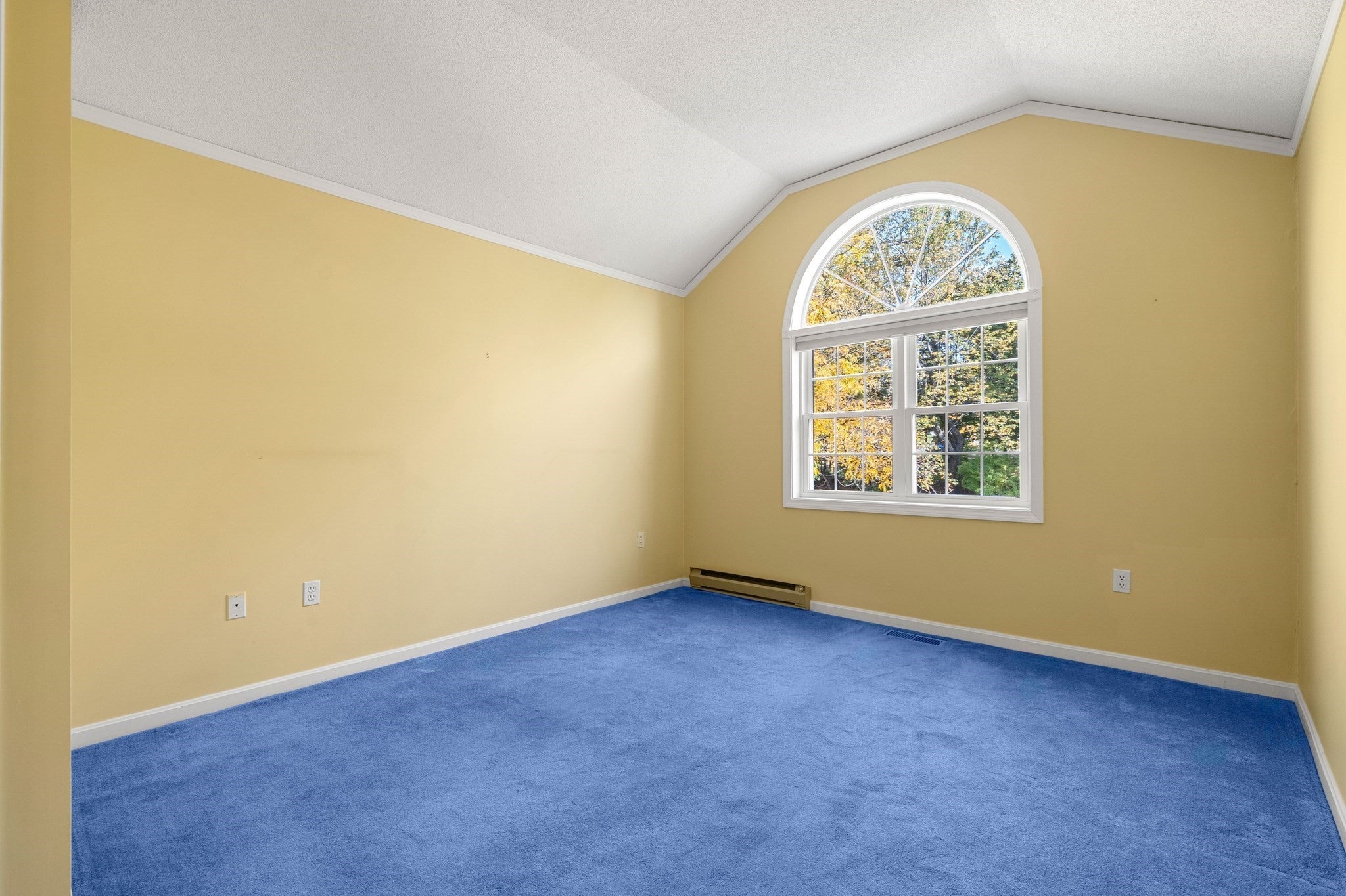 213 Bishops Forest St #213, Waltham, MA, 213 Bishops Forest St #213, Waltham, MA Photo #26