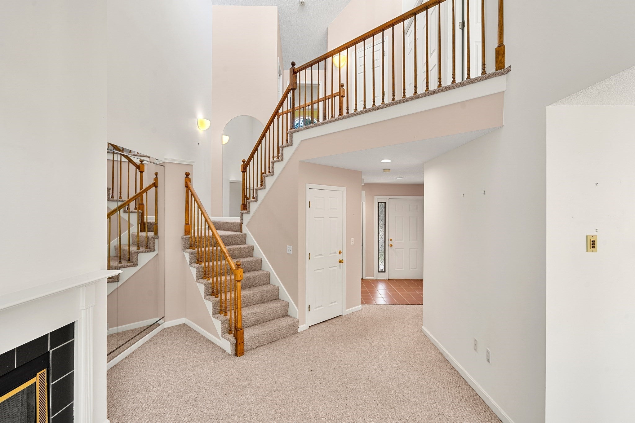 213 Bishops Forest St #213, Waltham, MA, 213 Bishops Forest St #213, Waltham, MA Photo #9