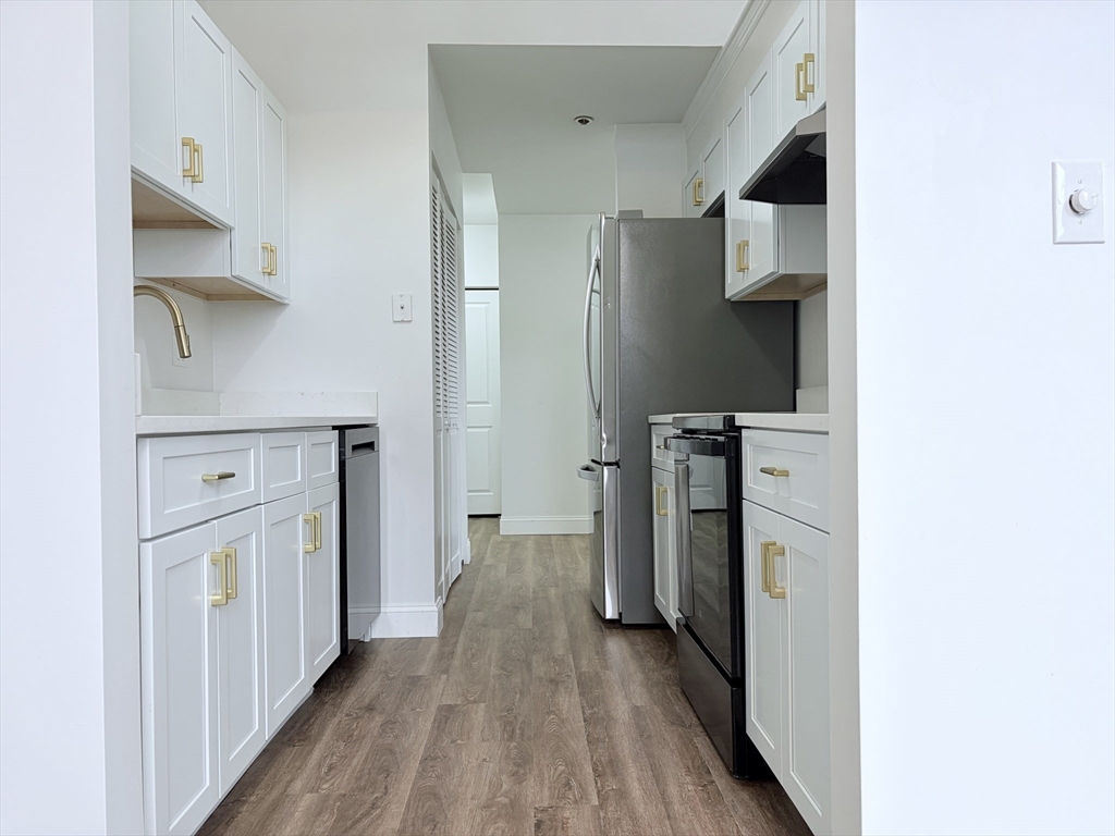 235 State St 313