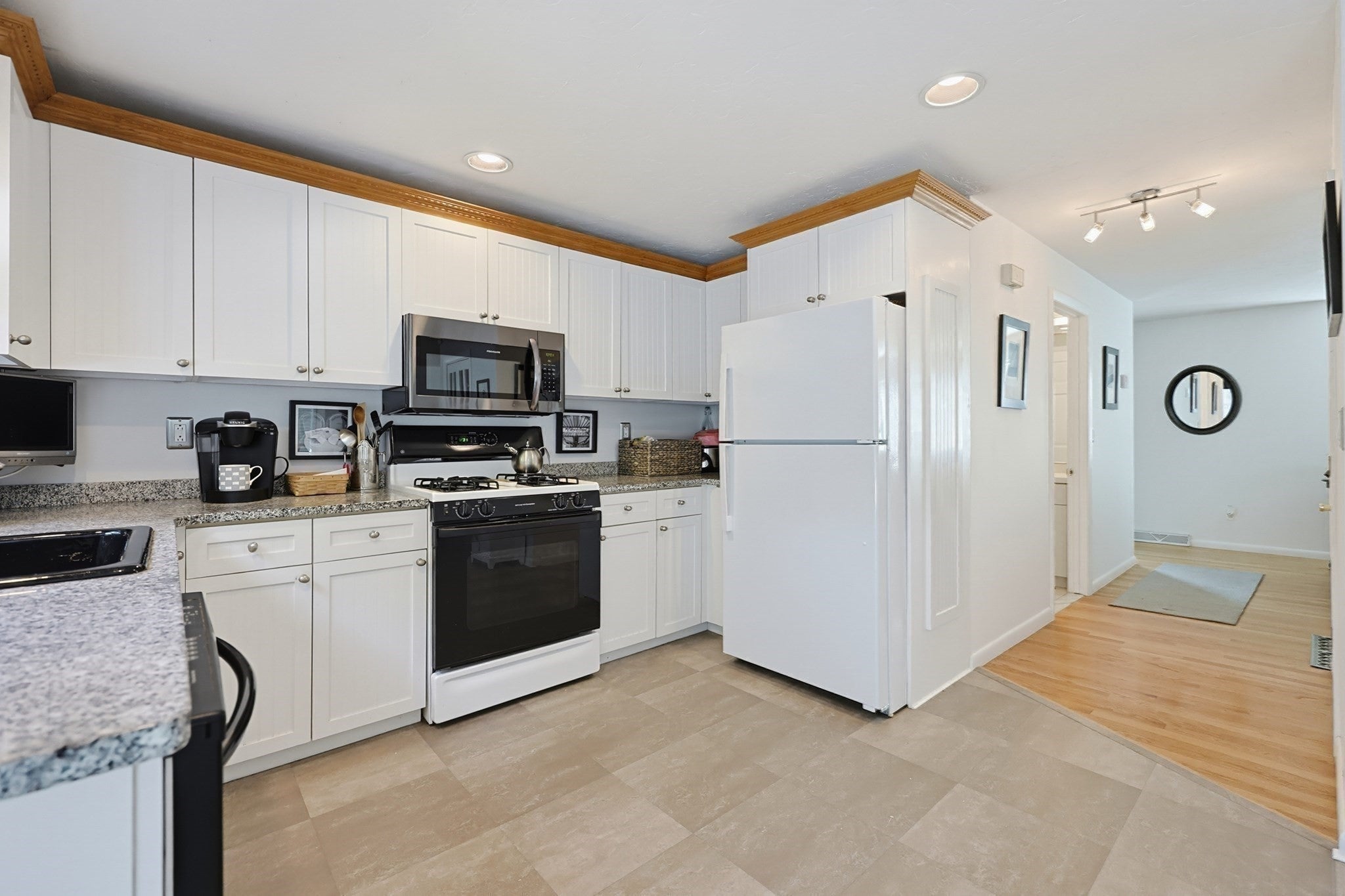 35 Pilgrim Village Rd #602, Taunton, MA, 35 Pilgrim Village Rd #602, Taunton, MA Photo #13