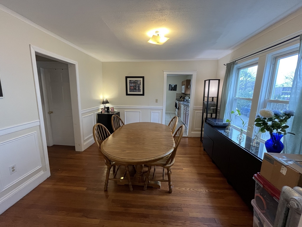 61-63 Bartlett Ave 61