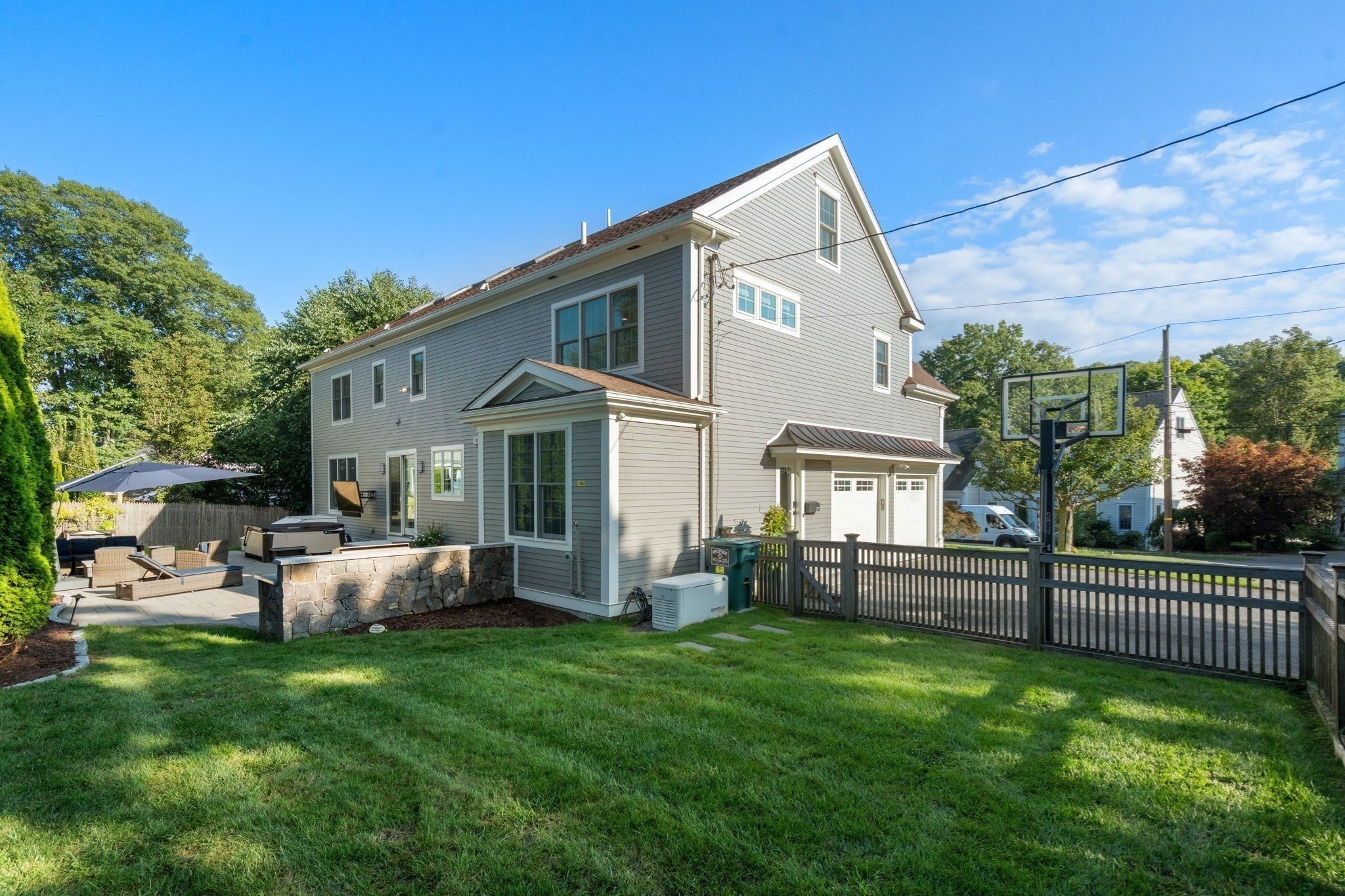 25 Arch St, Needham, MA Photo #24