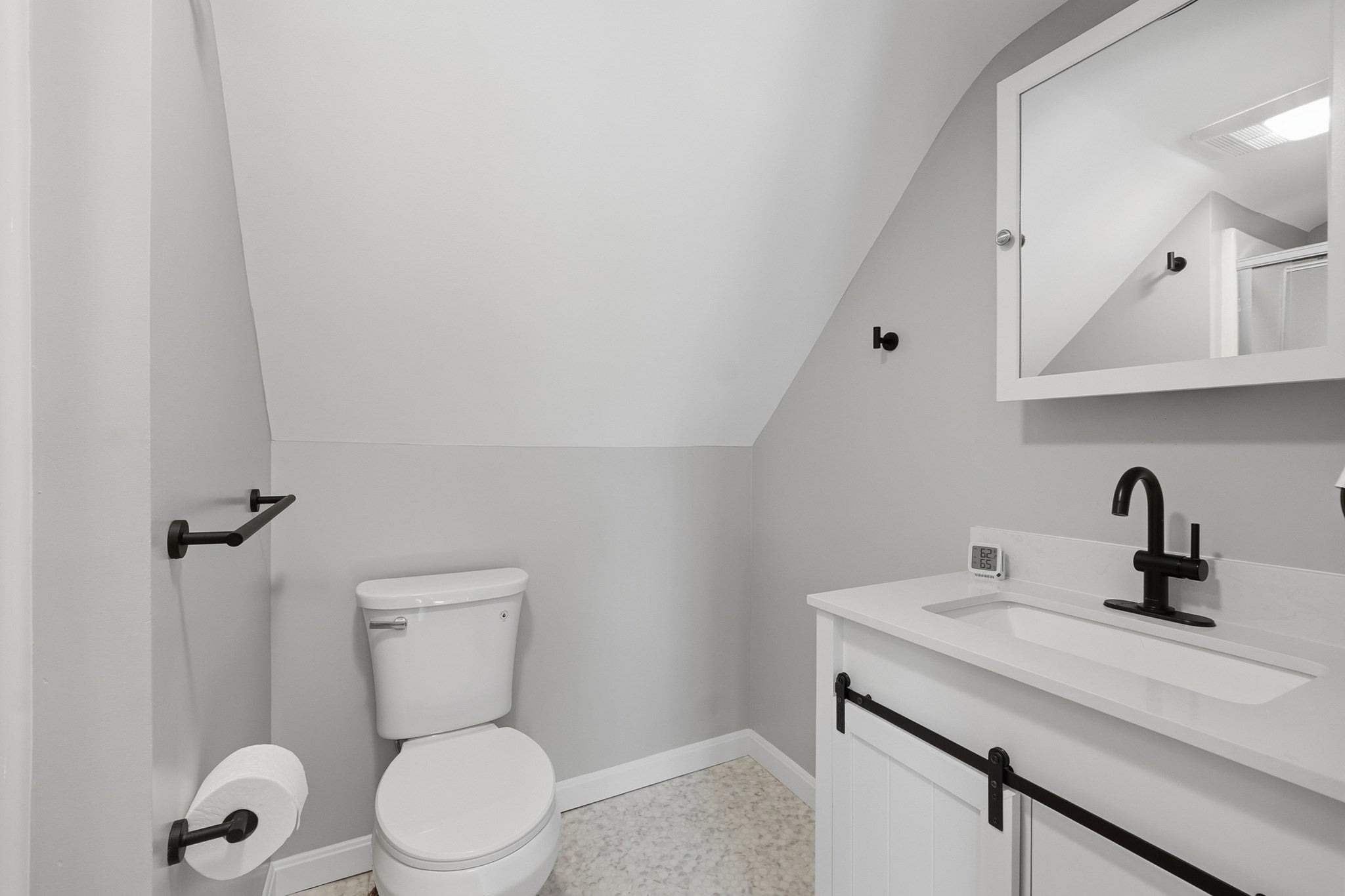 16 Cottage St, West Brookfield, MA Photo #30