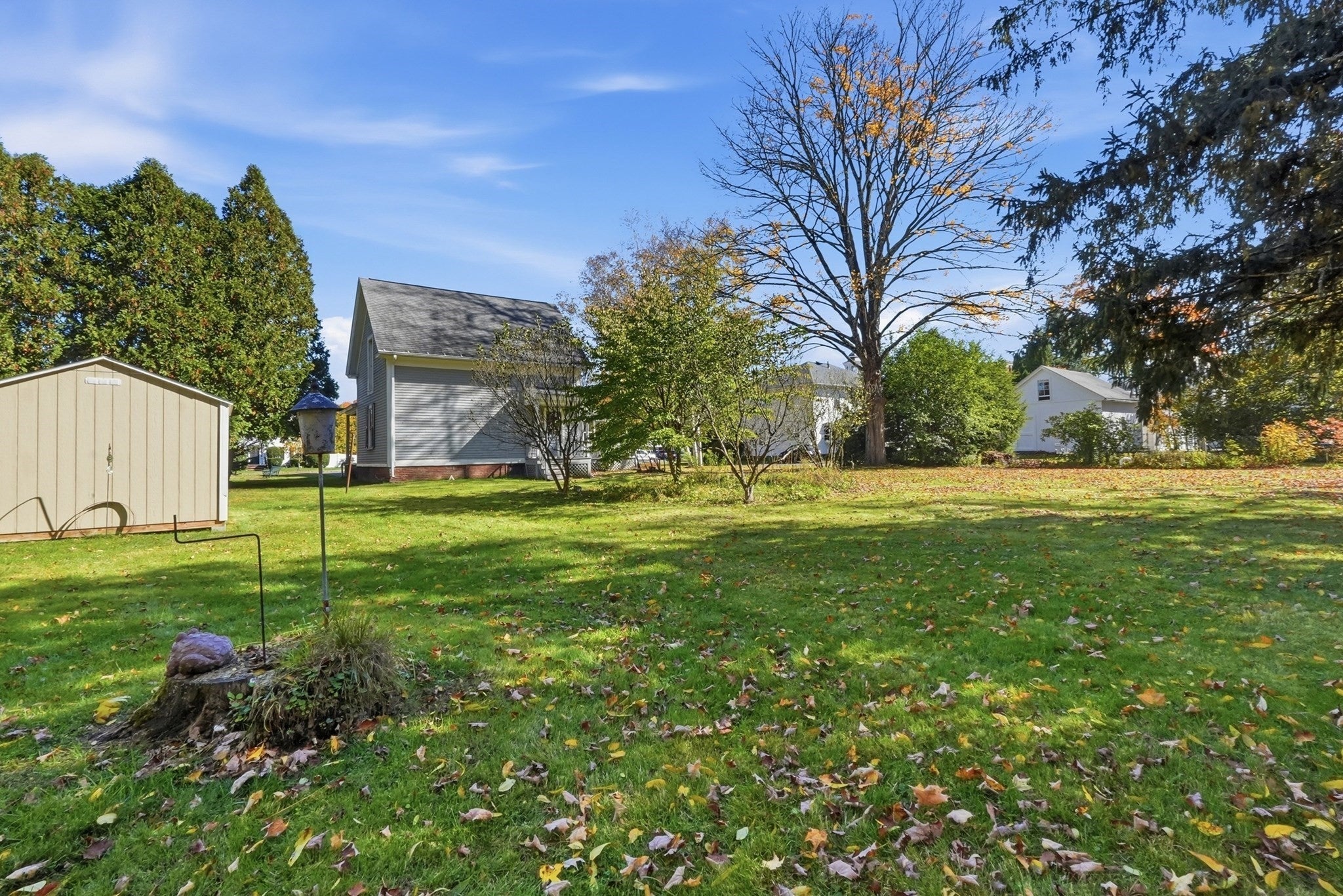 16 Cottage St, West Brookfield, MA Photo #36