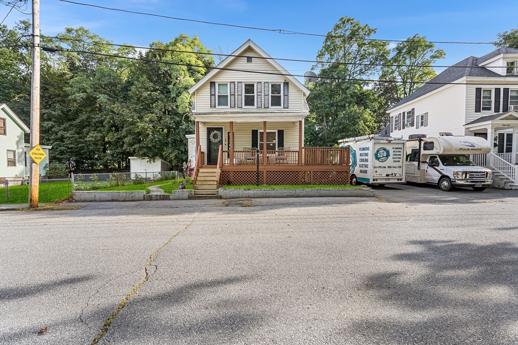 55 Stratham St