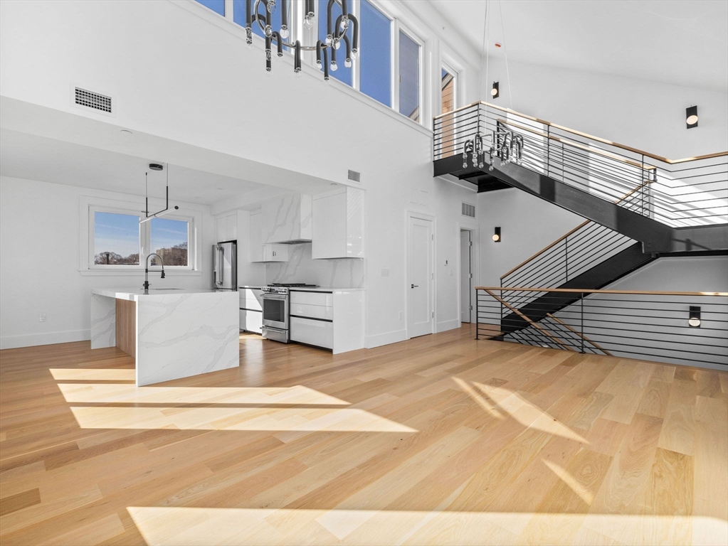 12-14 Deer Street 2