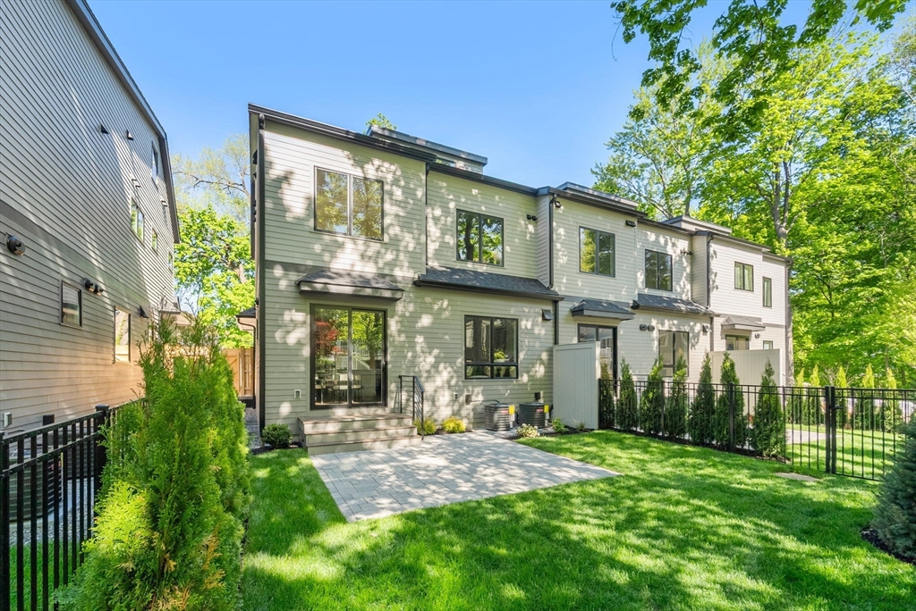 956 Walnut Street #3, Newton, MA Photo #3