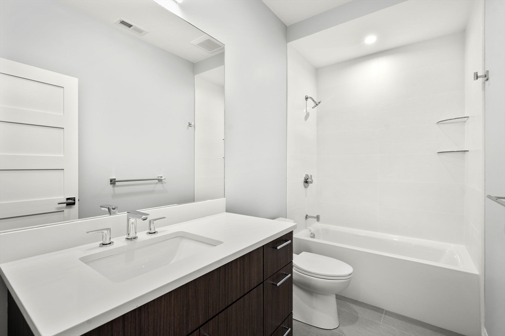 956 Walnut Street #3, Newton, MA Photo #20