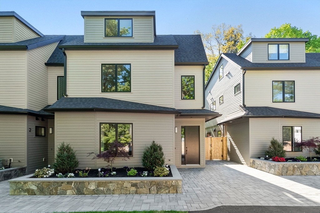 956 Walnut Street #3, Newton, MA Photo #2