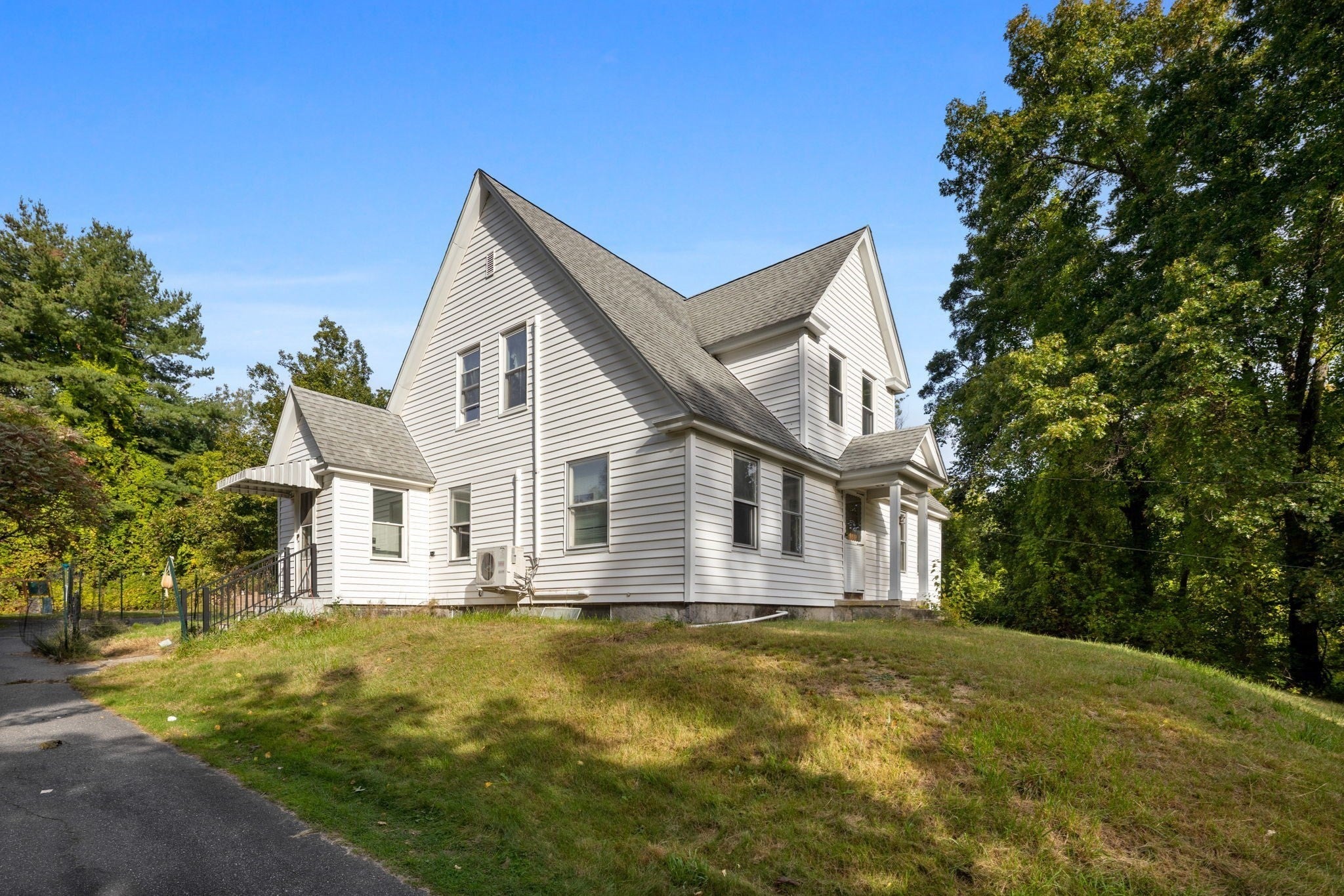 10 Salem St, Methuen, MA, 10 Salem St, Methuen, MA Photo #2
