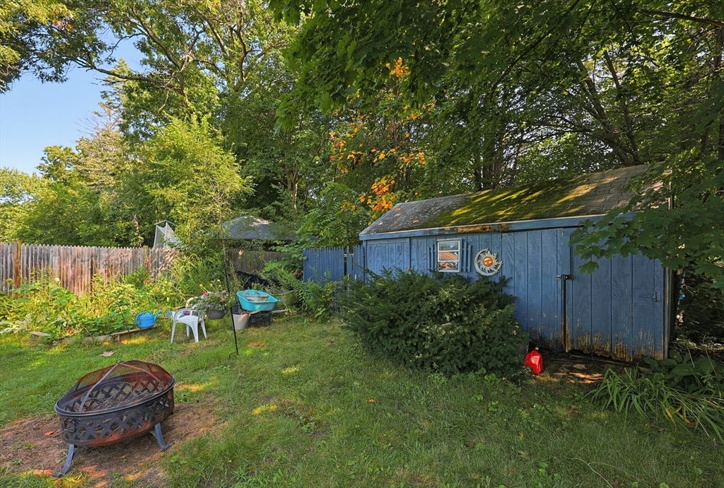 36 Stella Rd, Bellingham, MA Photo #23