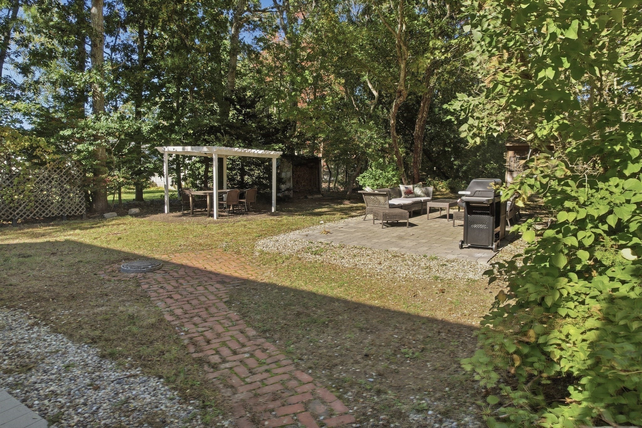 12 Avalon Dr