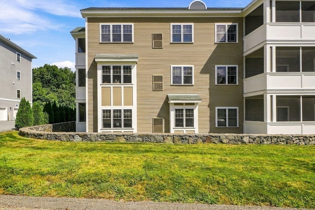 2201 Briarwood Village #2201, Clinton, MA Photo #31