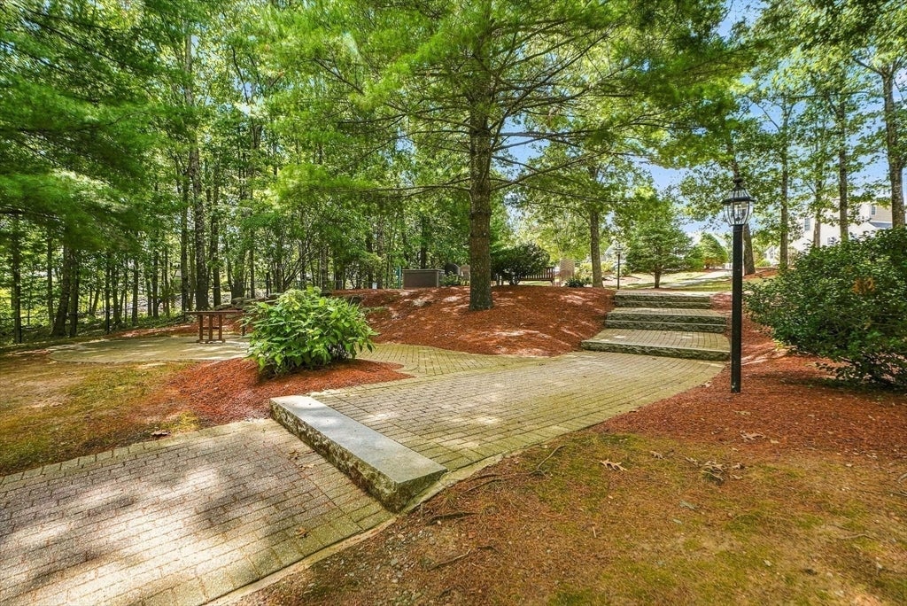 2201 Briarwood Village #2201, Clinton, MA Photo #35