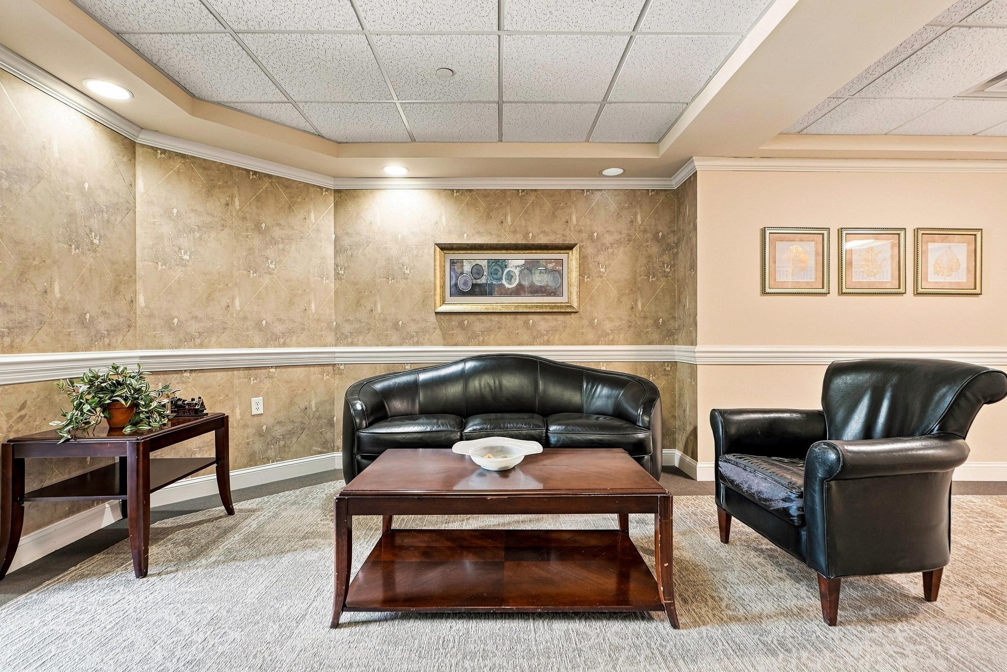 2201 Briarwood Village 2201