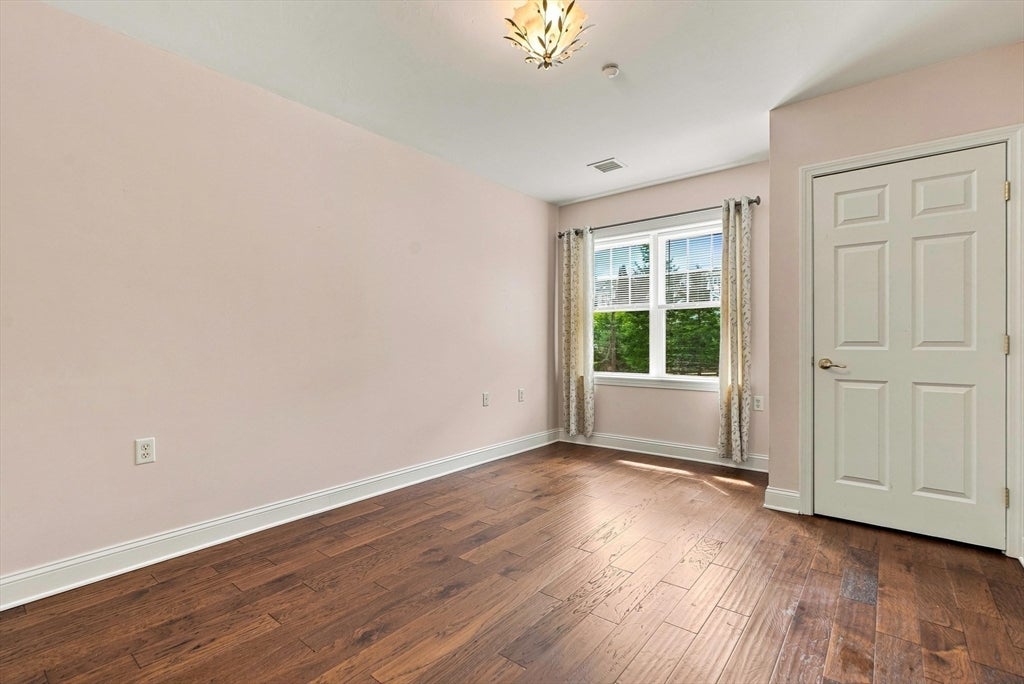 2201 Briarwood Village #2201, Clinton, MA Photo #28