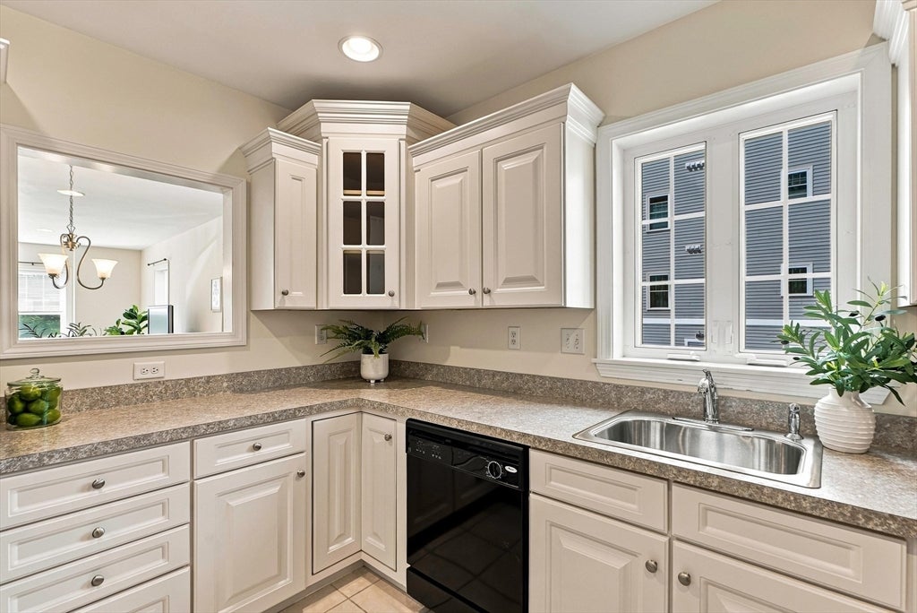 2201 Briarwood Village #2201, Clinton, MA Photo #9