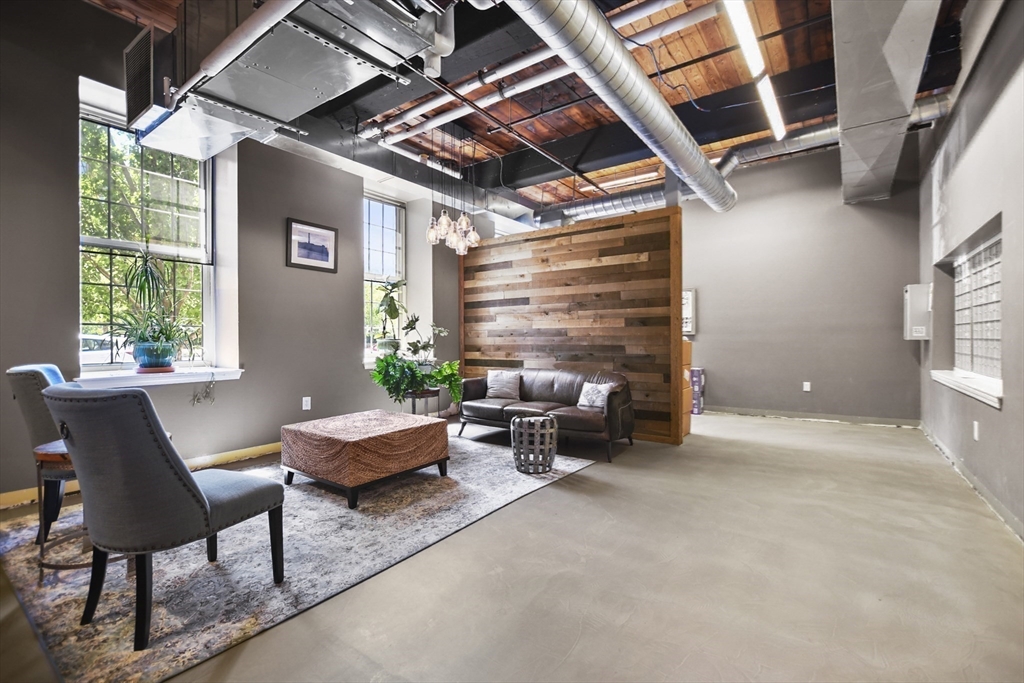 52 Lawrence Drive 312