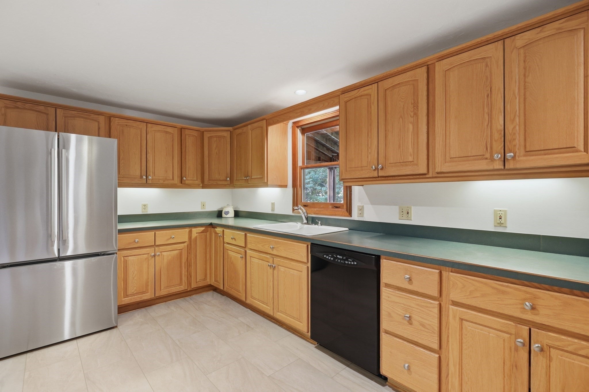 63 Jamestown Road, Leominster, MA Photo #11
