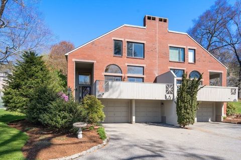 3 Catlin Rd 3 Brookline MA 02445