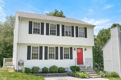 Photo of 38 Idora Ave, Haverhill, MA 01832 (MLS # 73541878)