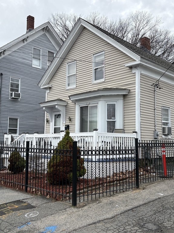 57 Bodwell St