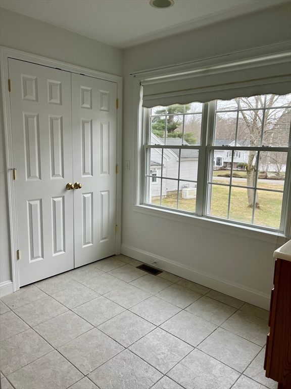 367 Rockland St 1