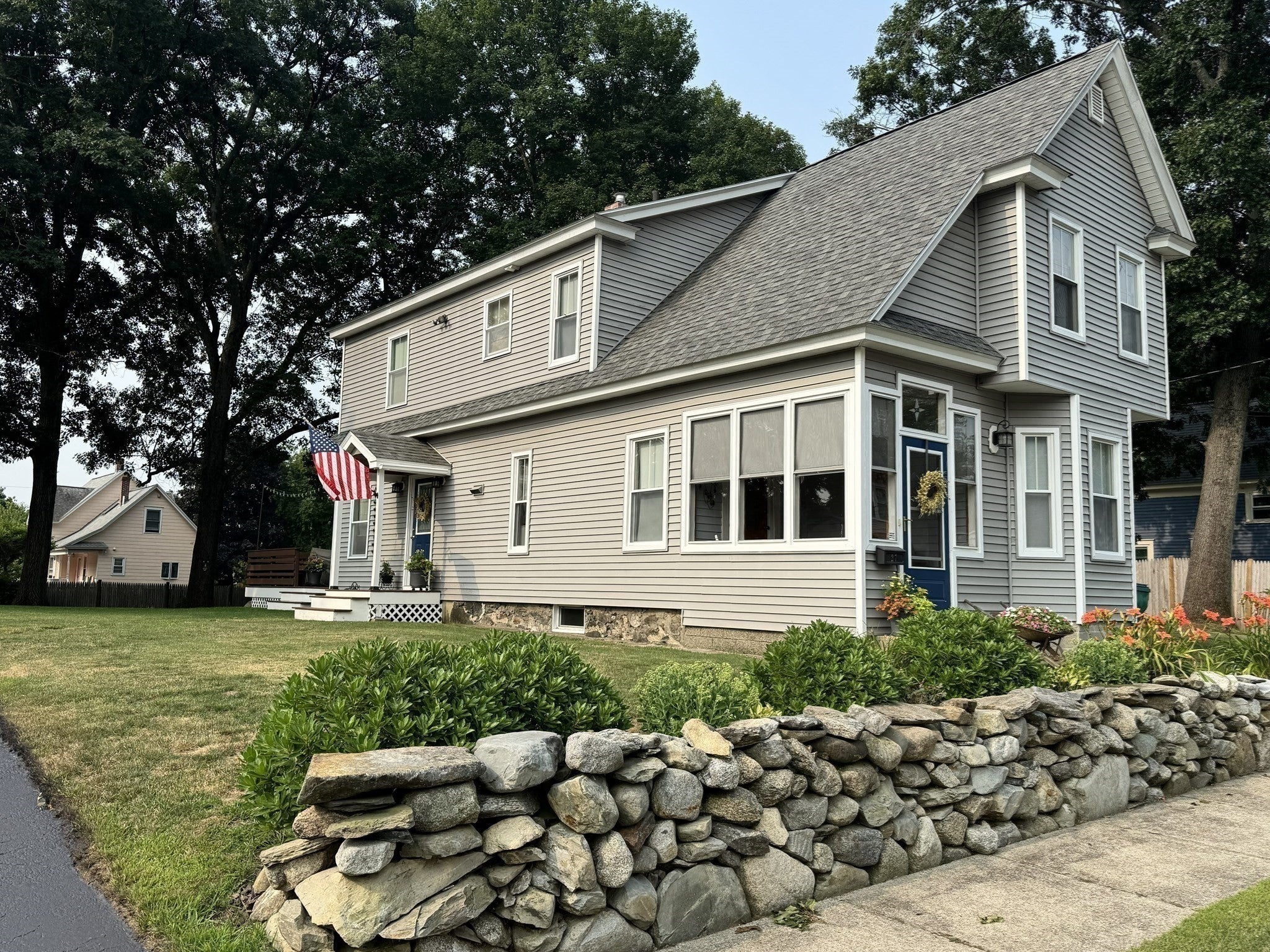 27 Dayton St