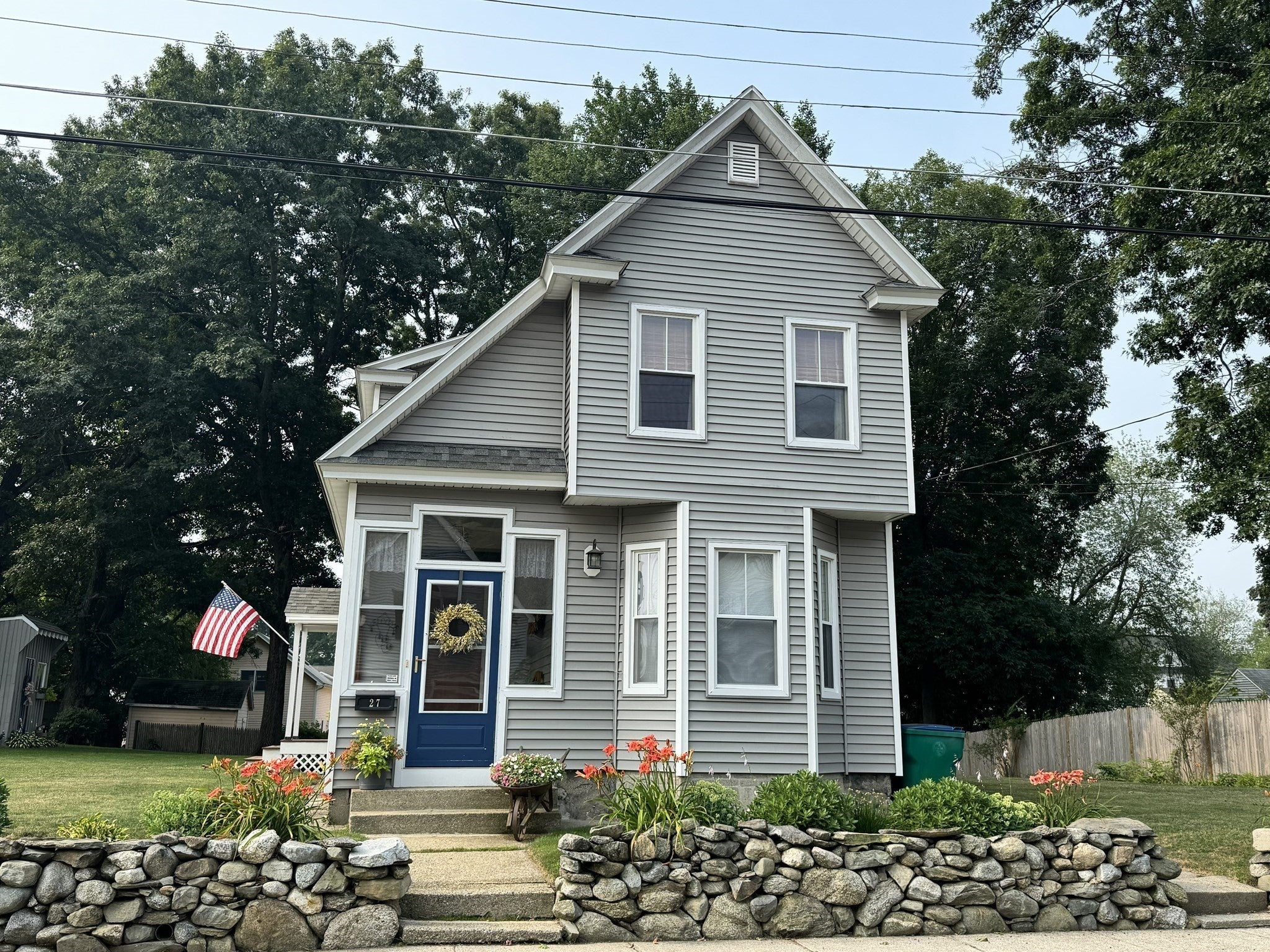 Photo of 27 Dayton St, Lowell, MA