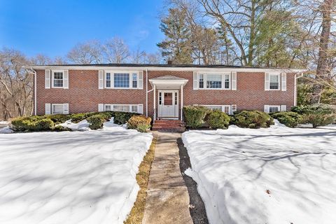 Photo of 120 Mary Ln #3, Bridgewater, MA 02324 (MLS # 73485110)