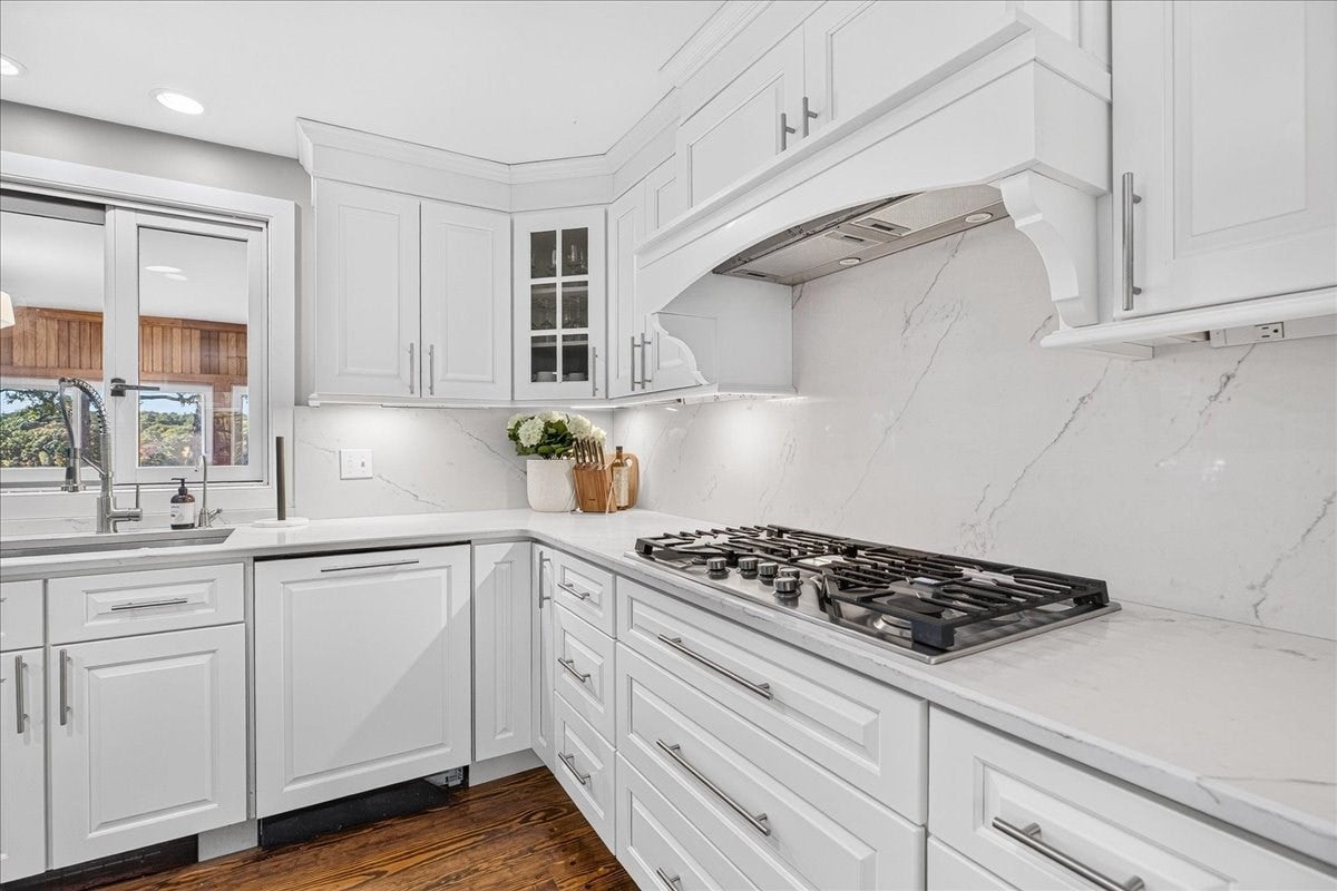 211 Herring Pond Rd, Plymouth, MA Photo #21