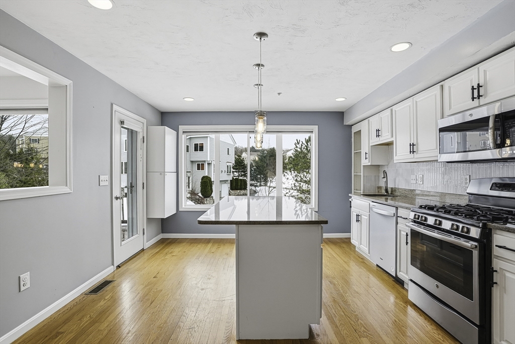 431 America Blvd 64D