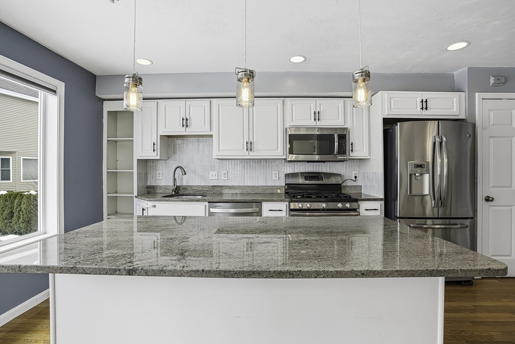 431 America Blvd 64D