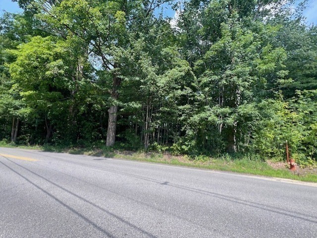 585 Leominster Rd