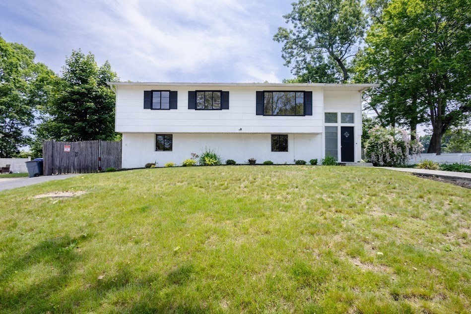 30 Leighton Rd