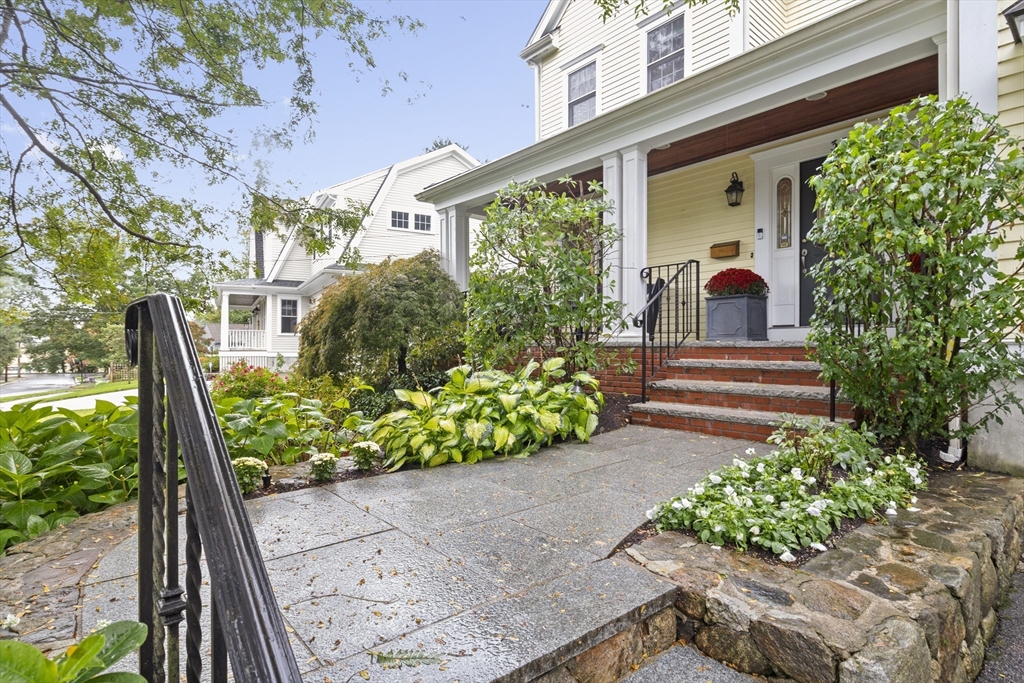 38 Longacre Road