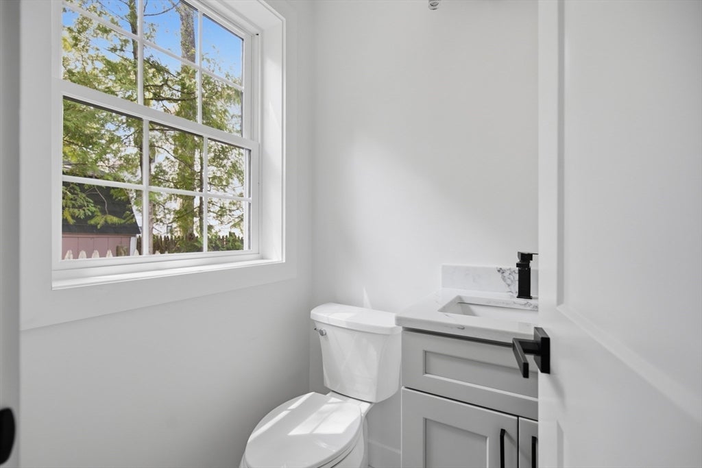 61 Mcalee Ave, Framingham, MA, 61 Mcalee Ave, Framingham, MA Photo #10
