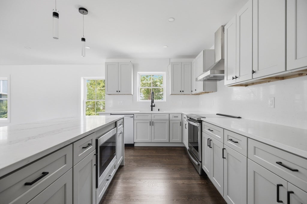 61 Mcalee Ave, Framingham, MA, 61 Mcalee Ave, Framingham, MA Photo #5