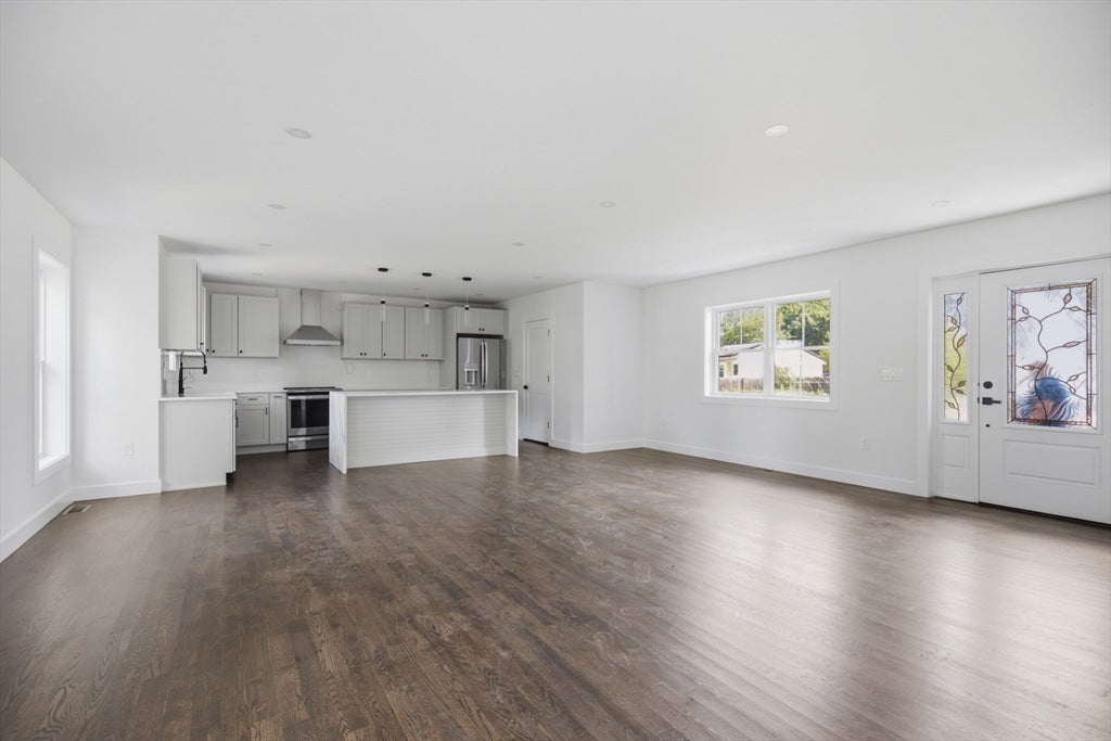 61 Mcalee Ave, Framingham, MA, 61 Mcalee Ave, Framingham, MA Photo #8