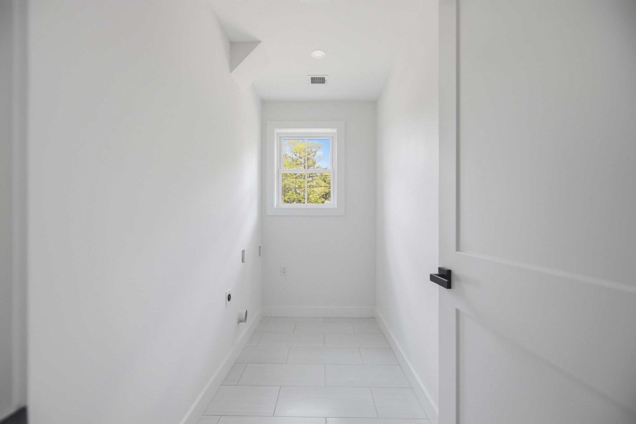 61 Mcalee Ave, Framingham, MA, 61 Mcalee Ave, Framingham, MA Photo #25