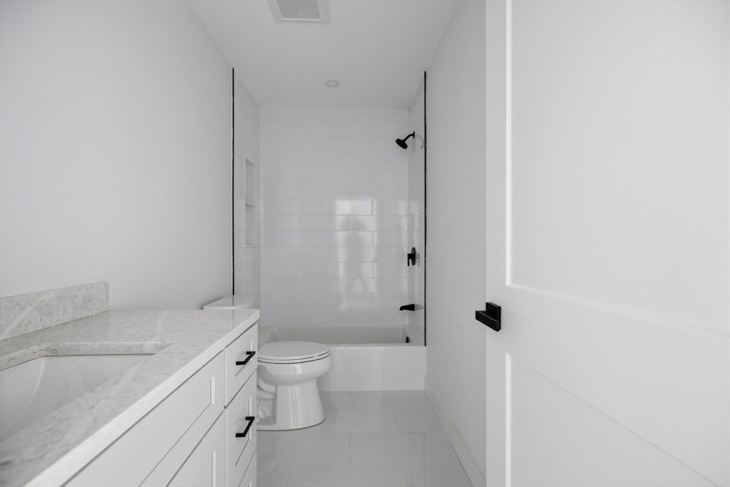 61 Mcalee Ave, Framingham, MA, 61 Mcalee Ave, Framingham, MA Photo #16