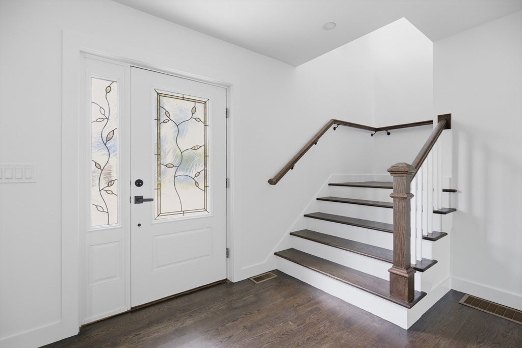 61 Mcalee Ave, Framingham, MA, 61 Mcalee Ave, Framingham, MA Photo #11