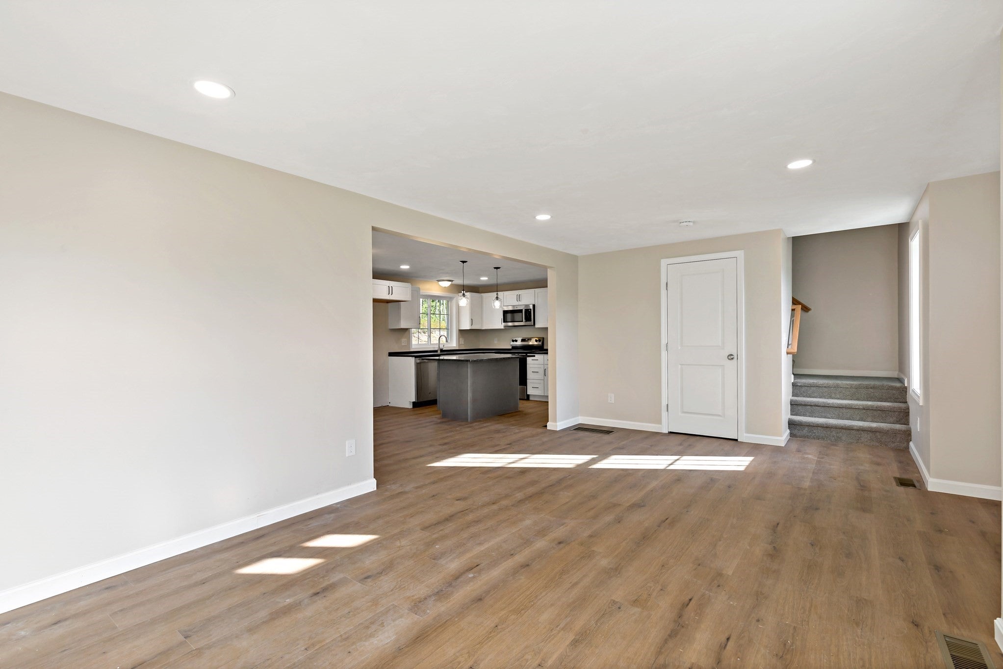 25 Bumblebee Dr, Plymouth, MA, 25 Bumblebee Dr, Plymouth, MA Photo #7